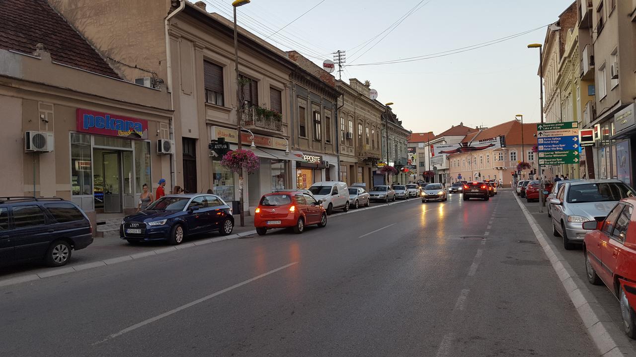 Centar Lux Vrsac Daire Dış mekan fotoğraf