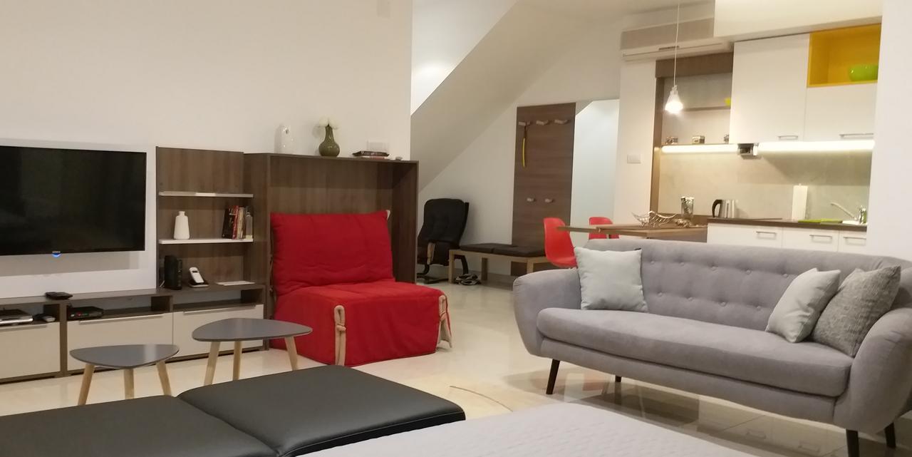 Centar Lux Vrsac Daire Dış mekan fotoğraf